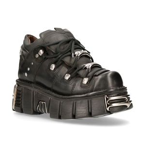 Sz 39 US ladies 8.5 iconic real leather ankle boot from the METALLIC collection